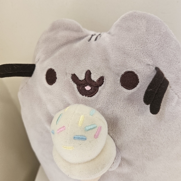 Pusheen- Cute Gray Cat Plush with Ice Cream 10" - Picture 5 of 7